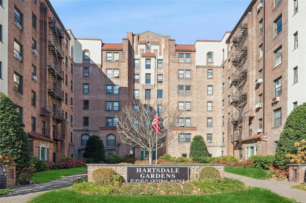 47 Central Avenue #4L, Hartsdale, New York image 1