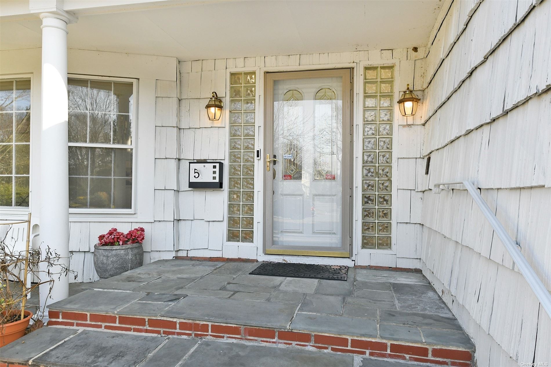 Photo 4 of 32 of 5 Threepence Drive house