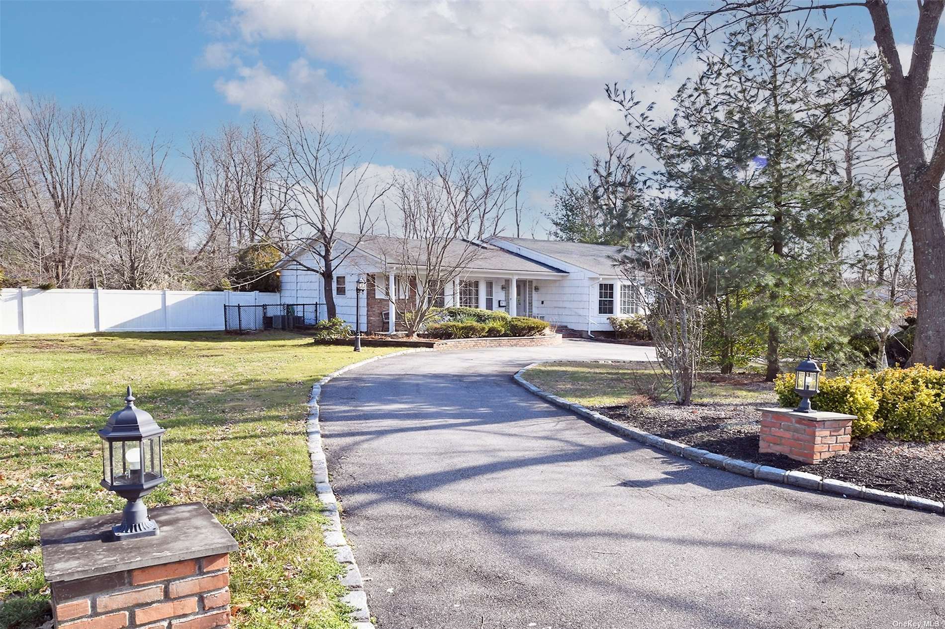 Photo 1 of 32 of 5 Threepence Drive house