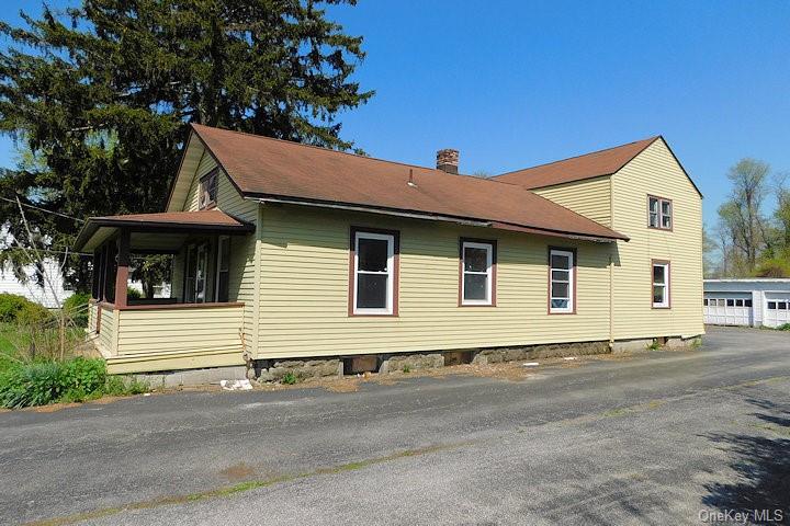 128 West Road Rd, Pleasant Valley, New York image 3