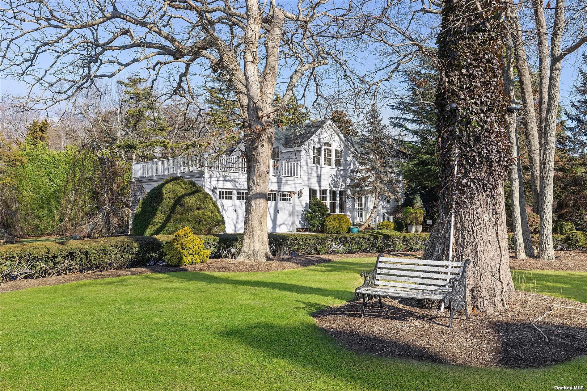 104 Union Avenue, Center Moriches, New York image 26