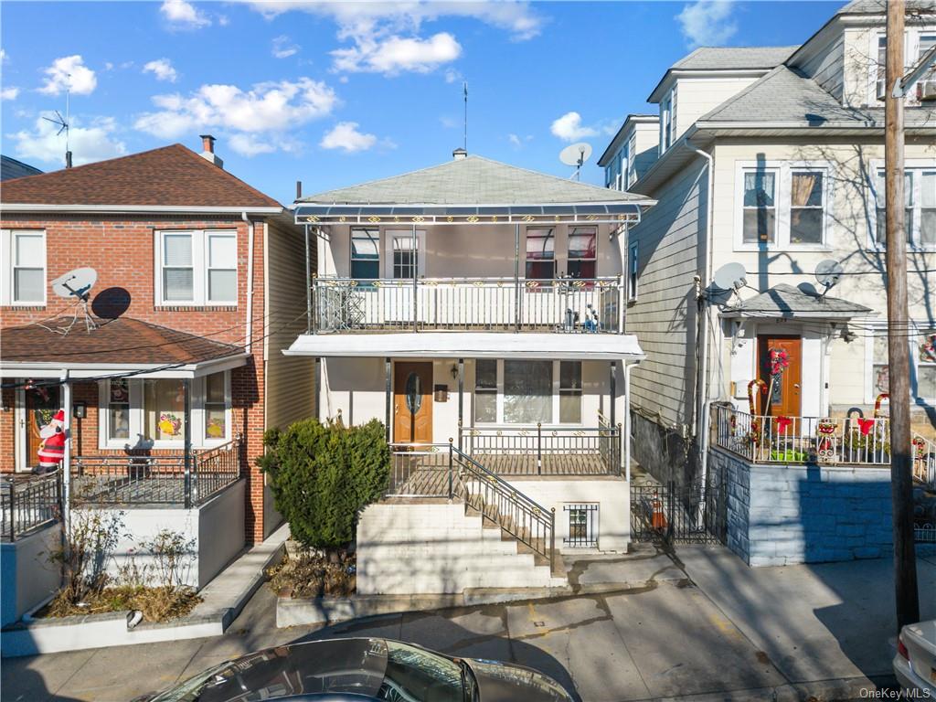 Property for Sale at 627 E 236th Street, Bronx, New York - Bedrooms: 4 
Bathrooms: 3 
Rooms: 7  - $585,000