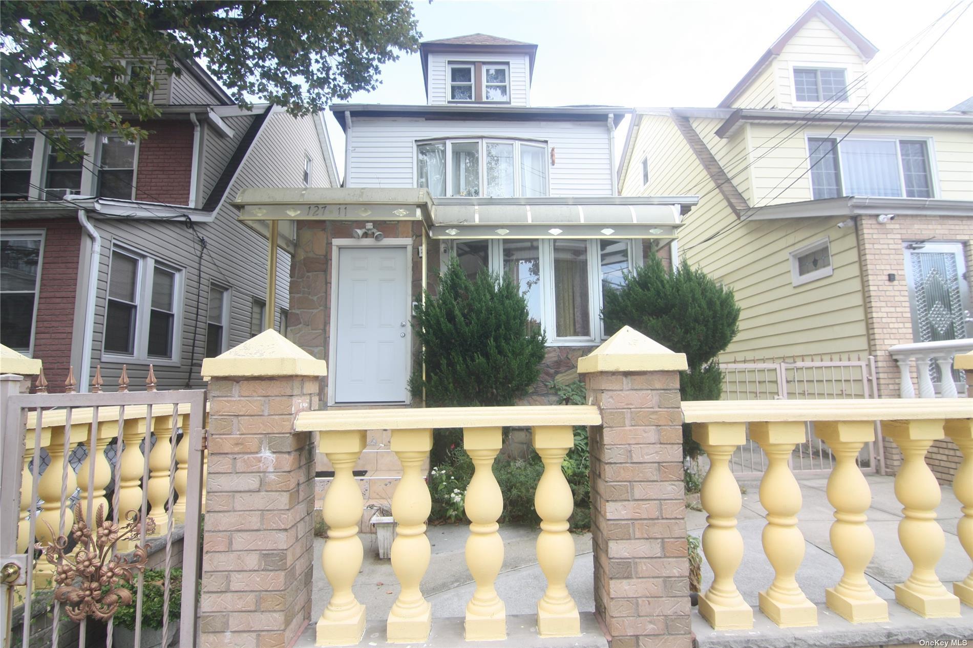 Property for Sale at 12711 109th Avenue, South Ozone Park, Queens, NY - Bedrooms: 3 
Bathrooms: 2 
Rooms: 7  - $725,000