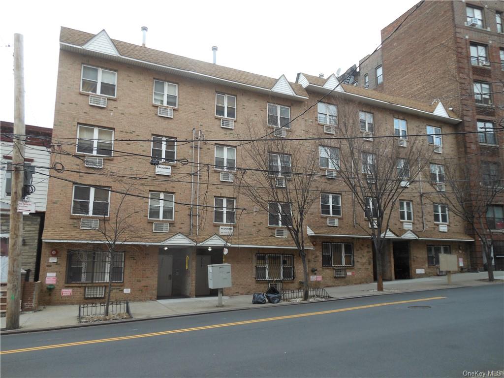 Property for Sale at 3097 Heath Avenue 1A, Bronx, New York - Bedrooms: 2 
Bathrooms: 2 
Rooms: 4  - $385,000