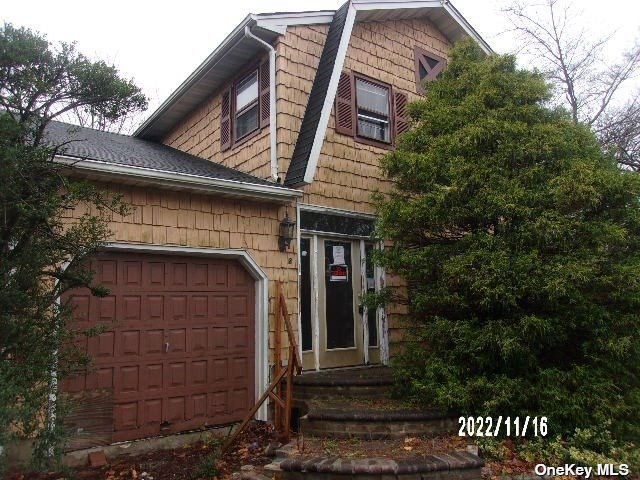 Photo 2 of 10 of 2 Polo Street house