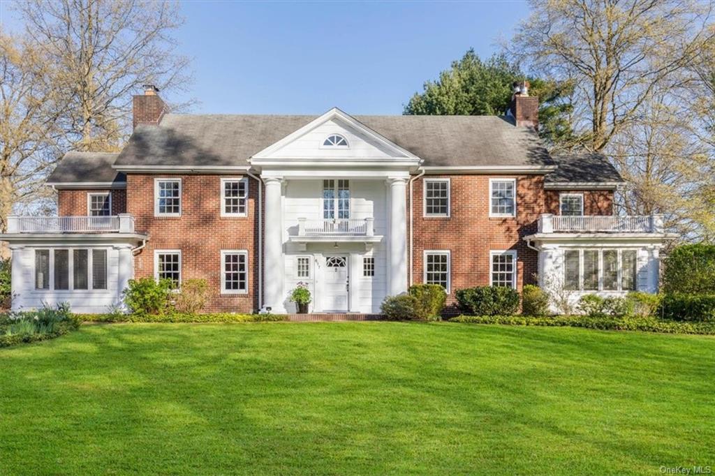 Photo 1 of 617 The Parkway, Mamaroneck, New York, $2,280,000, Web #: 6297970