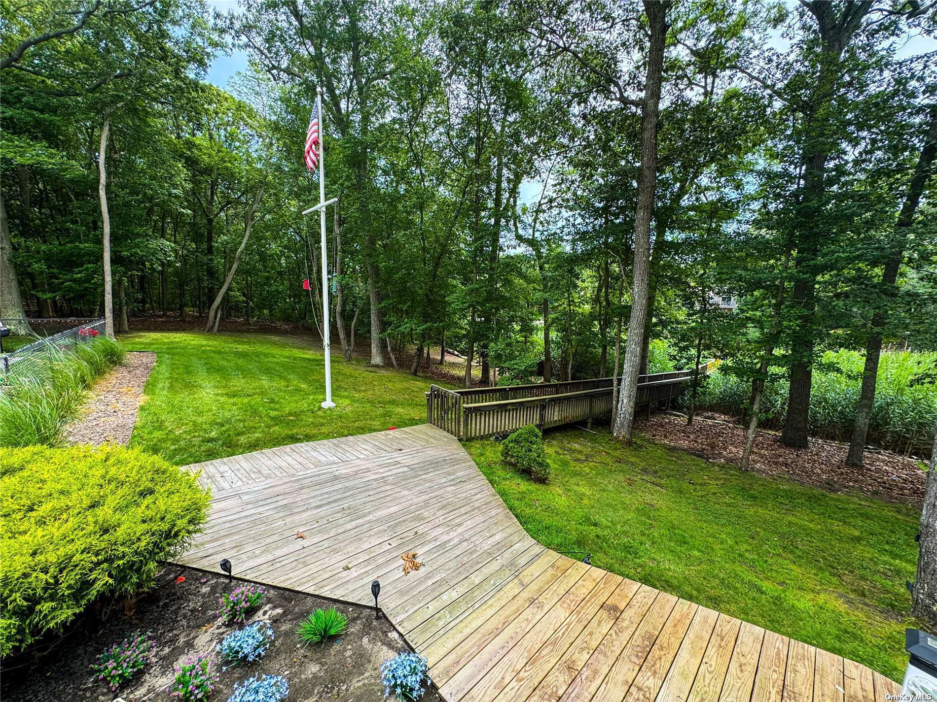 18 Inlet View Path, East Moriches, New York image 30