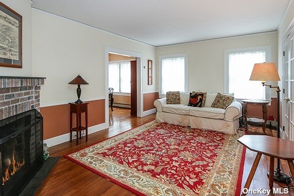 18 Knoll Place, Glen Cove, New York image 3