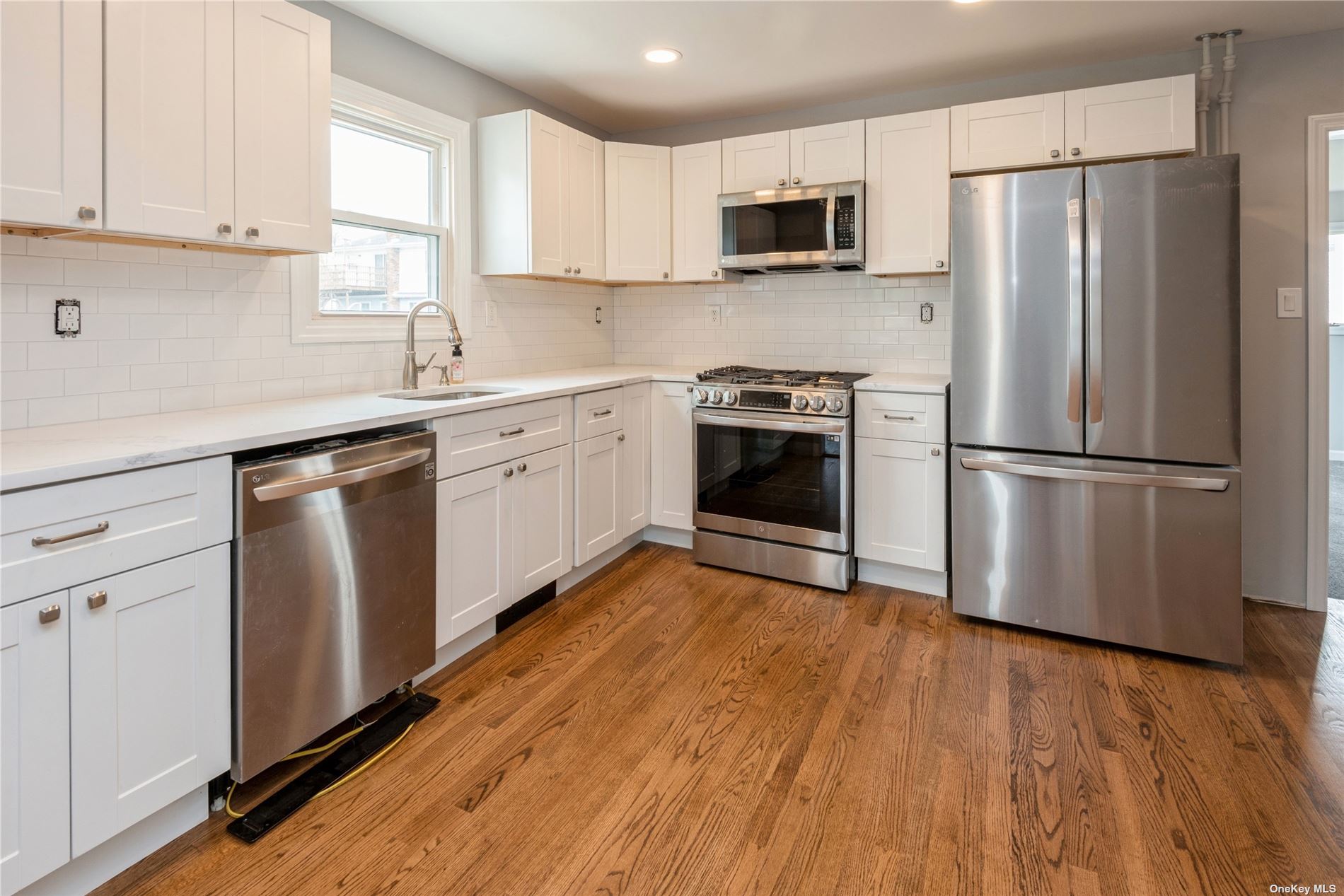Photo 6 of 20 of 332 S 8th Street house