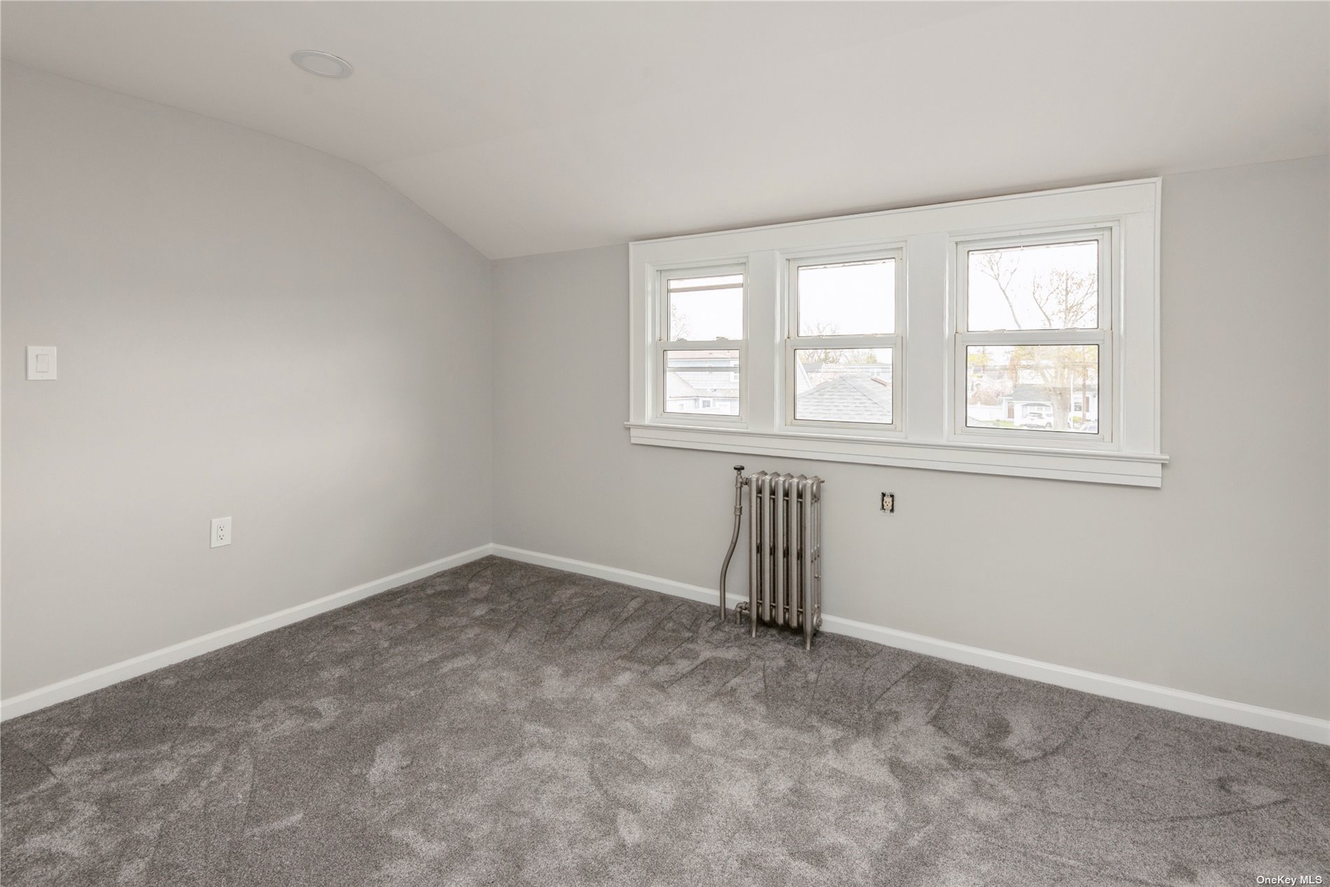 Photo 15 of 20 of 332 S 8th Street house
