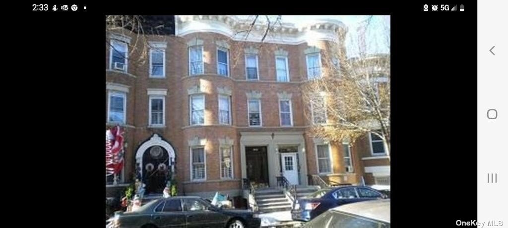 Property for Sale at 1985 Morris Avenue, Bronx, New York - Bedrooms: 9 
Bathrooms: 4 
Rooms: 16  - $1,200,000