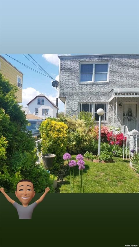 25-04 Humphrey Street, East Elmhurst, NY 11369 - MLS#: L3589709