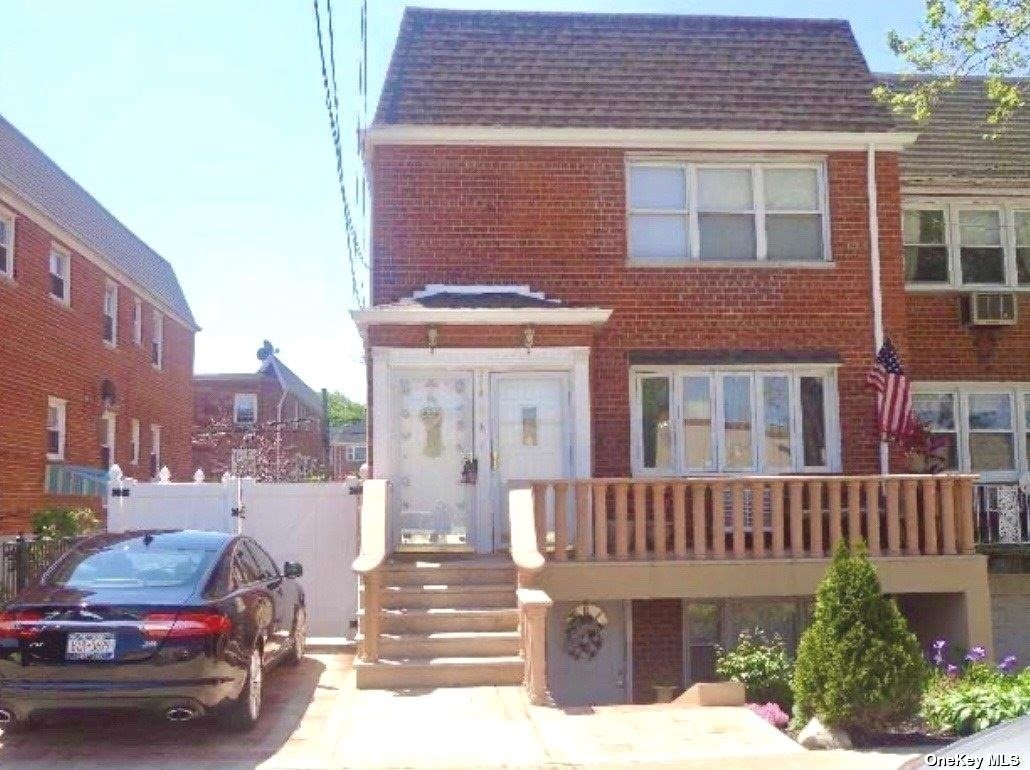 Property for Sale at 14428 25th Drive, Flushing, Queens, NY - Bedrooms: 6 
Bathrooms: 4.5 
Rooms: 11  - $1,849,000