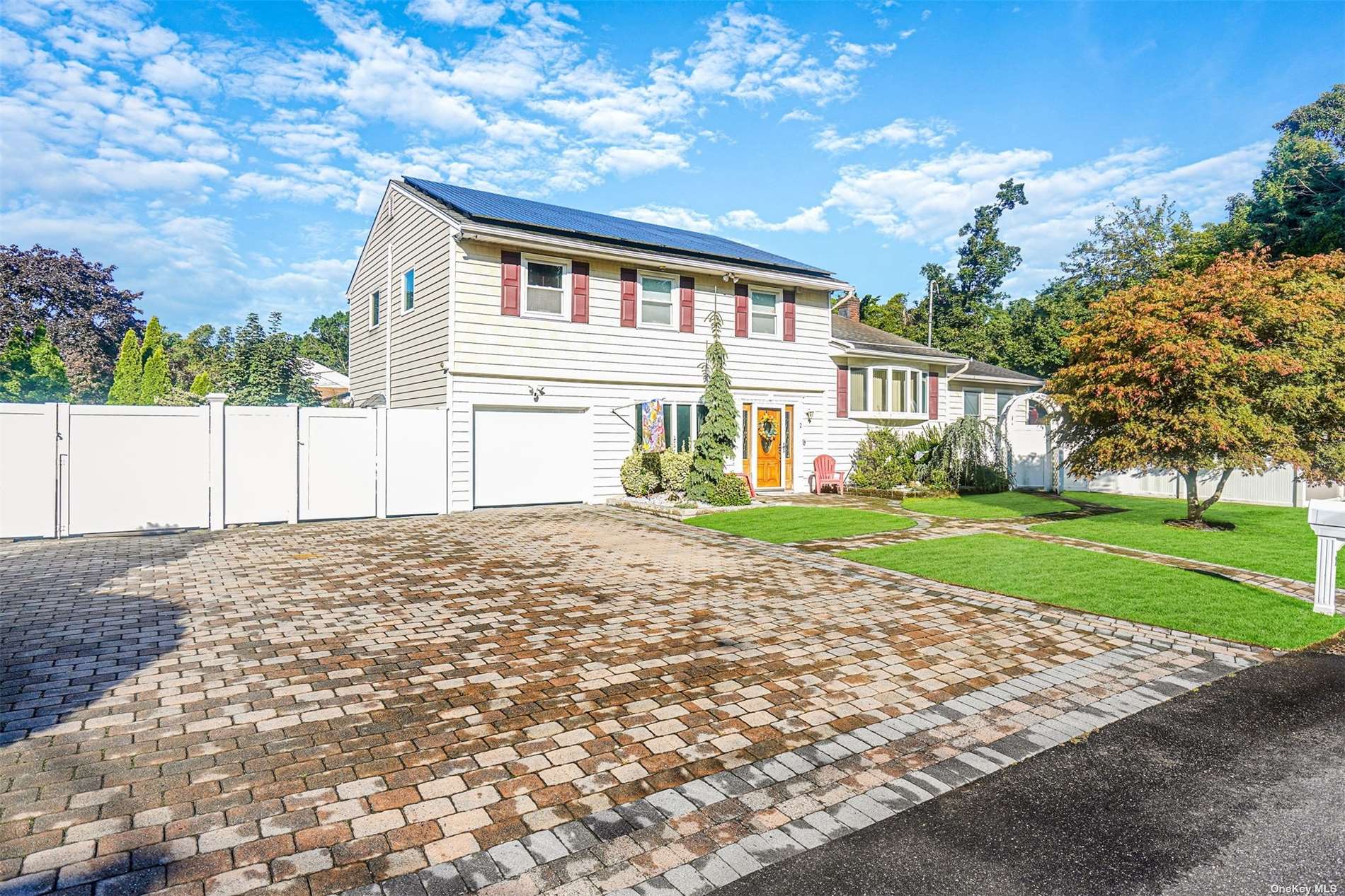 Photo 1 of 25 of 2 Belle Avenue house