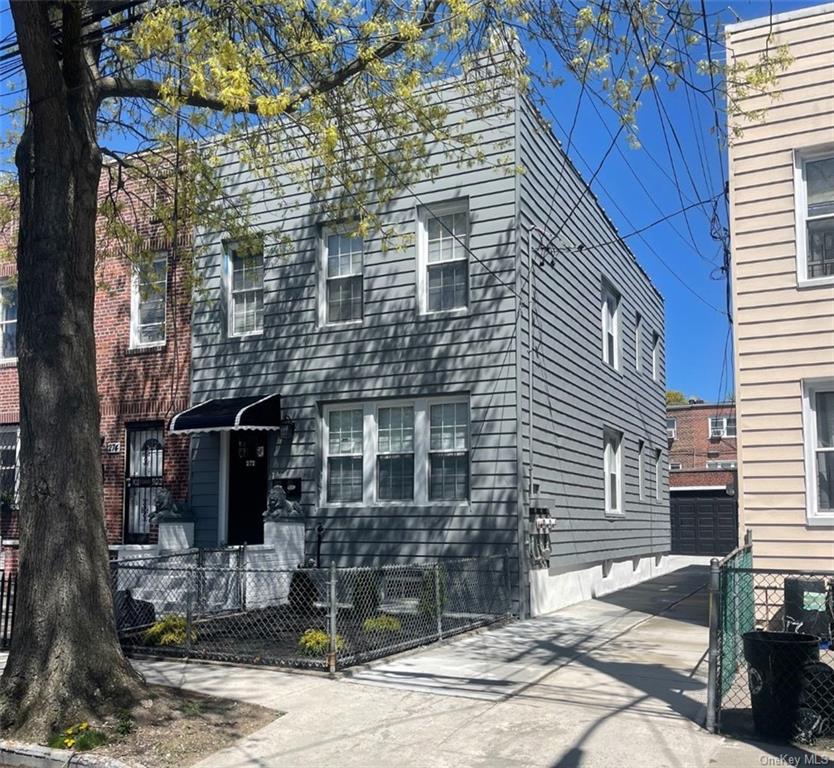 Property for Sale at 272 Revere Avenue, Bronx, New York - Bedrooms: 5 
Bathrooms: 2  - $975,000