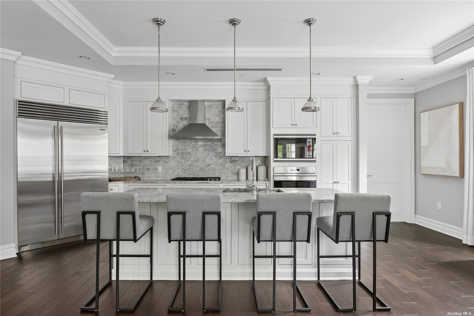 3000 Royal Court 3115