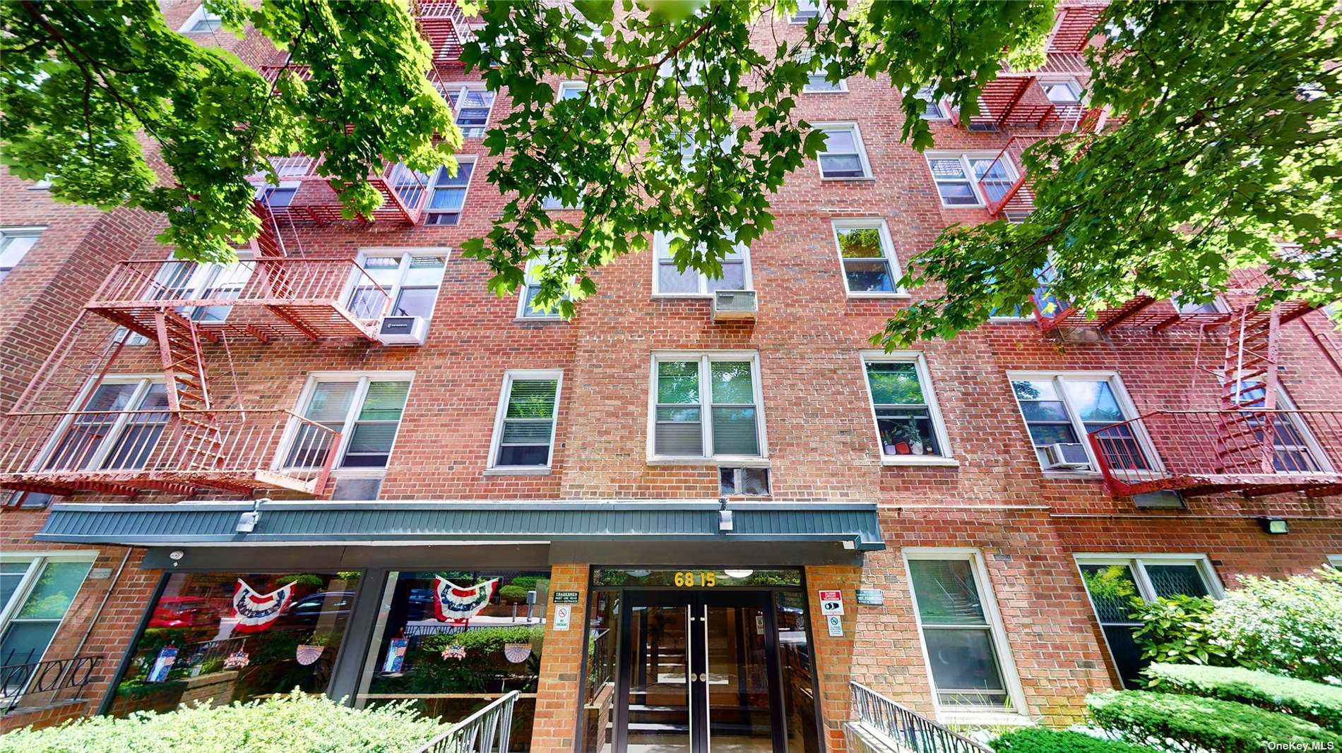 68-15 Selfridge Street #2 G, Forest Hills, New York image 2