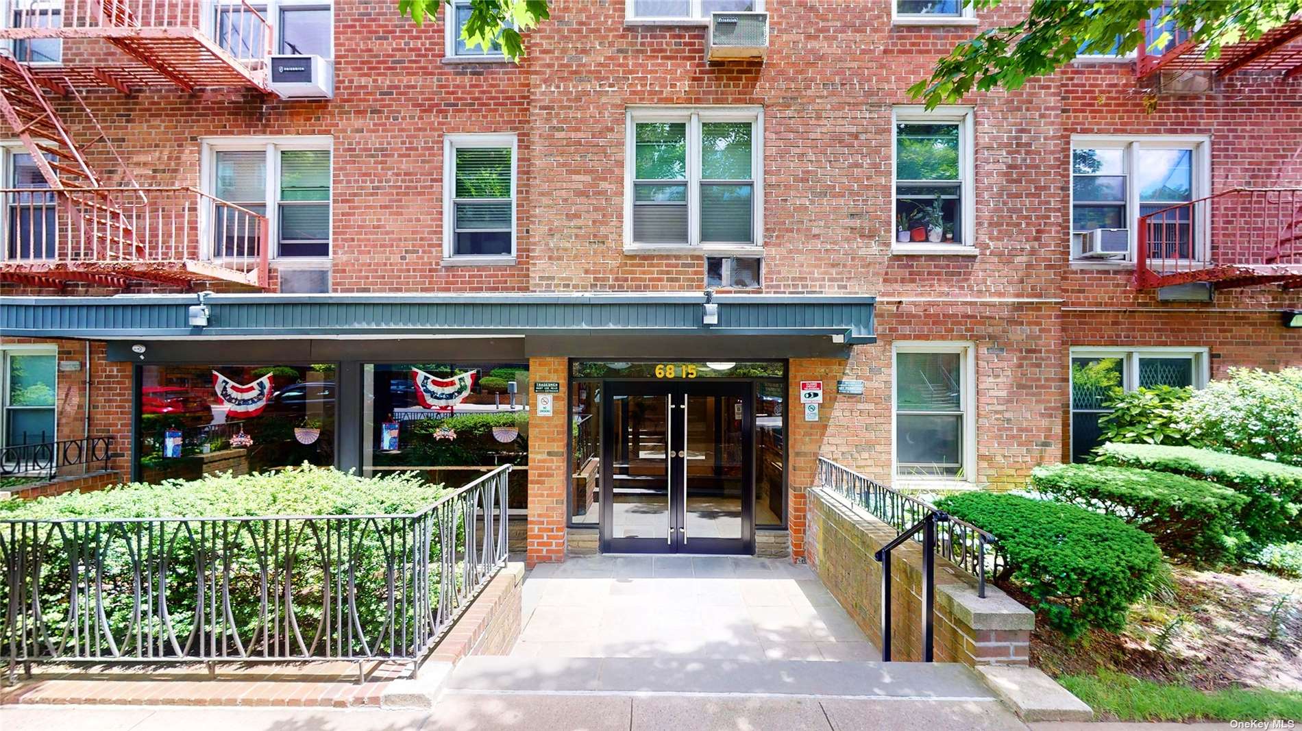 68-15 Selfridge Street #2 G, Forest Hills, New York image 1