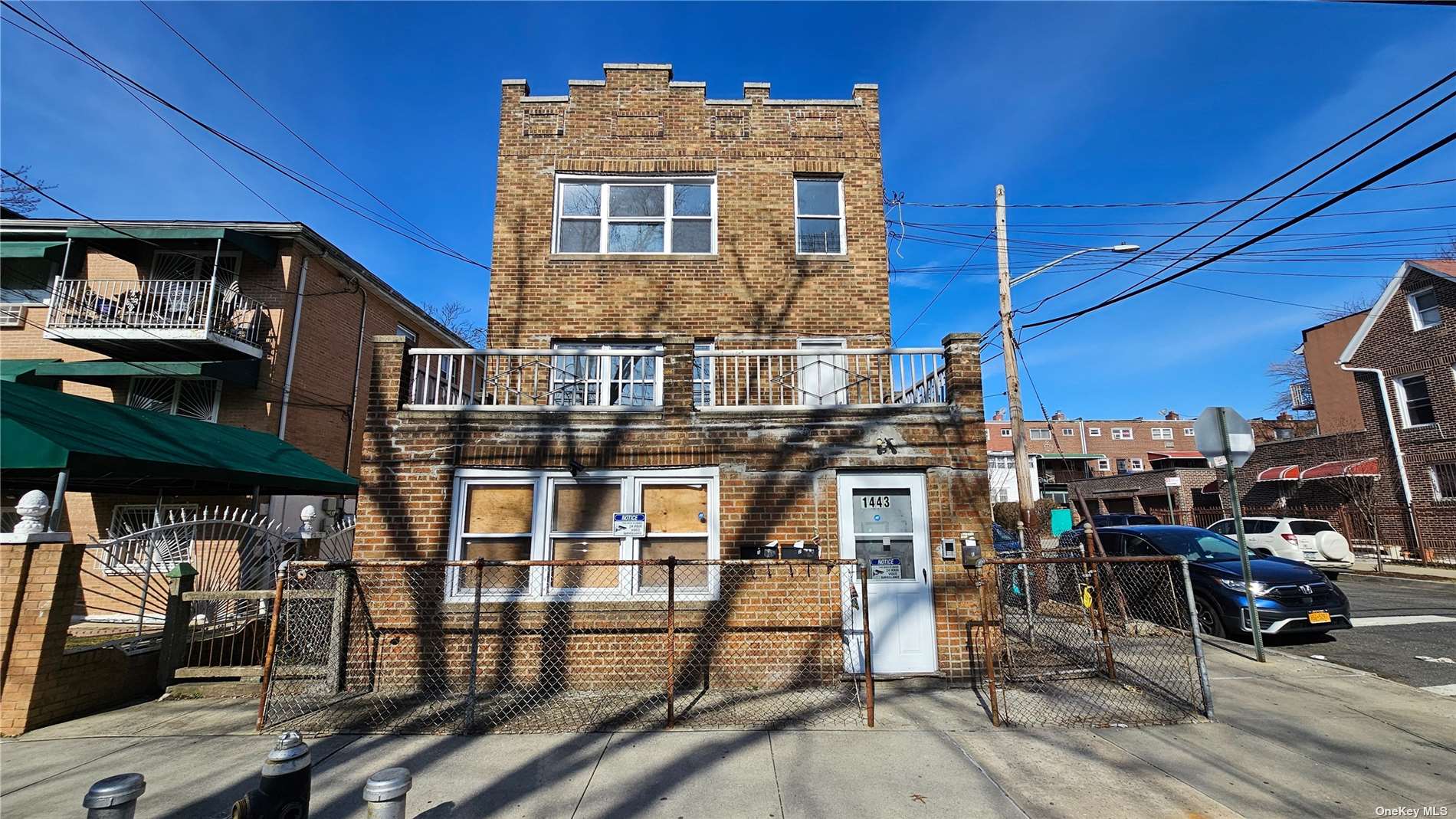 Property for Sale at 1443 Oakley Street, Bronx, New York - Bedrooms: 9 
Bathrooms: 3 
Rooms: 14  - $925,000