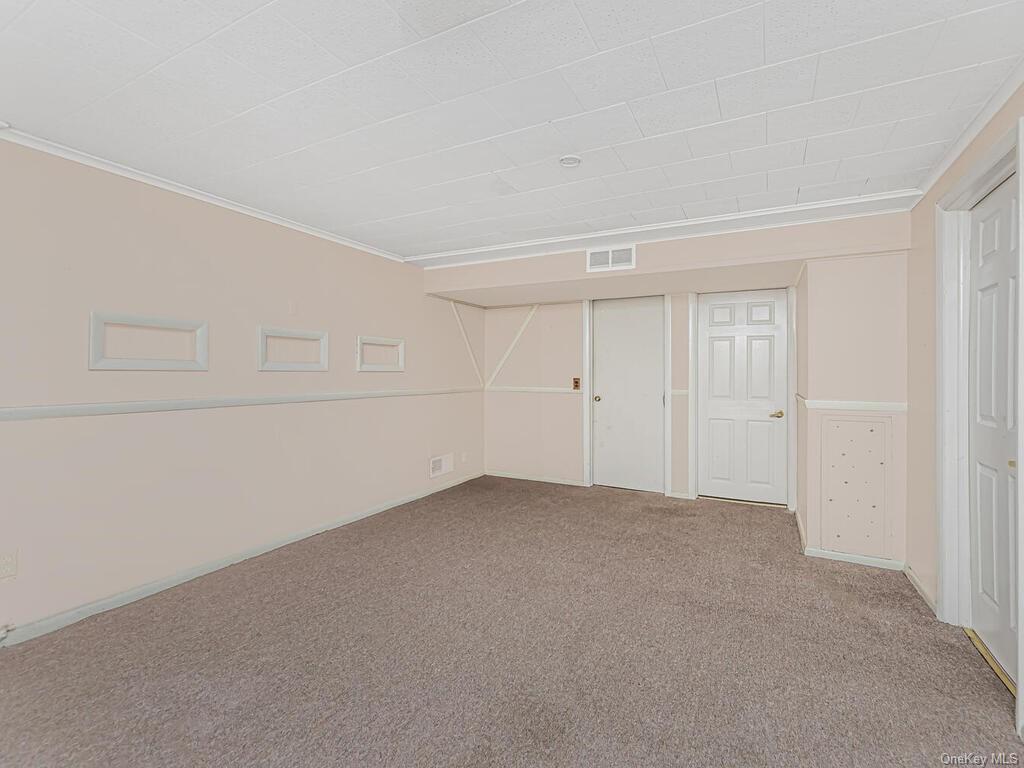 45 Belding Avenue, White Plains, New York image 27