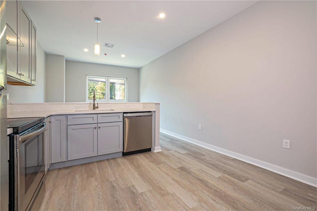 Mount Pleasant, New York 10532, United States, 1 Bedroom Bedrooms, ,1 BathroomBathrooms,Residential,Active,15938