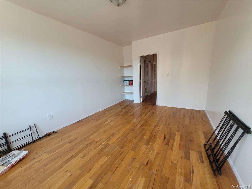 Rental Property at 520 Wales Avenue 4A, Bronx, New York - Bedrooms: 2 
Bathrooms: 1 
Rooms: 4  - $2,885 MO.