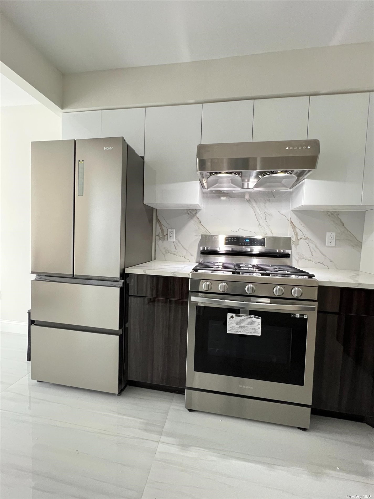 134-28 Blossom Avenue #3A, New York, New York image 3
