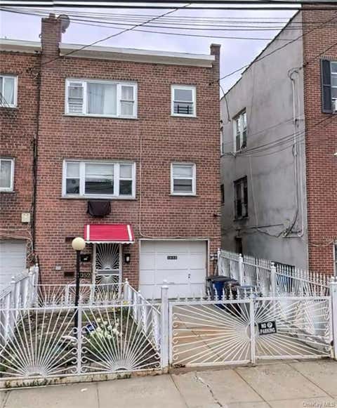 Multifamily For Sale - 1052 E 228th Street<br/> Bronx, NY 10466