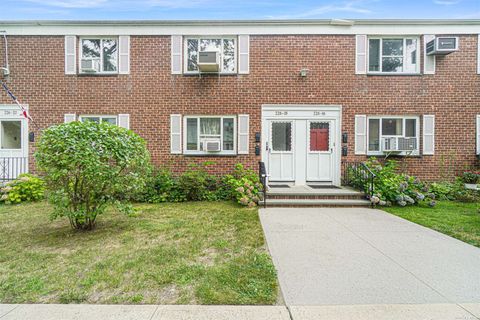 Photo of 22618 88th Ave Ave #2, Queens Village, NY 11427 (MLS # L3573734)