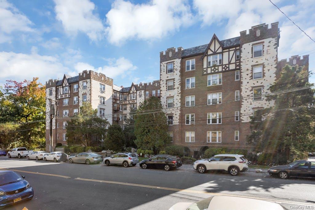 1468 Midland Avenue #3H, Bronxville, New York image 1