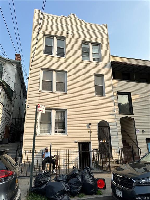 1466 Needham Avenue, Bronx, New York - 8 Bedrooms  
4 Bathrooms - 