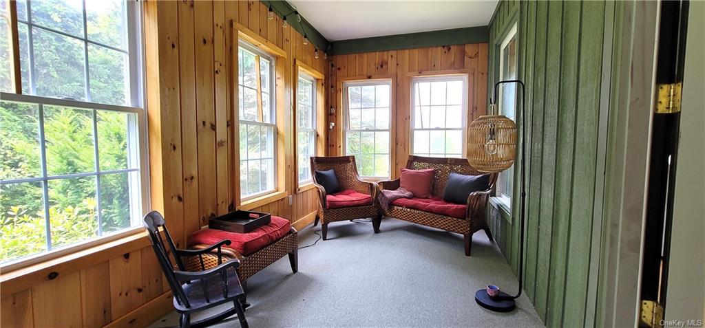 Red Hook, New York 12571, United States, 3 Bedrooms Bedrooms, ,3 BathroomsBathrooms,Residential,Active,81543