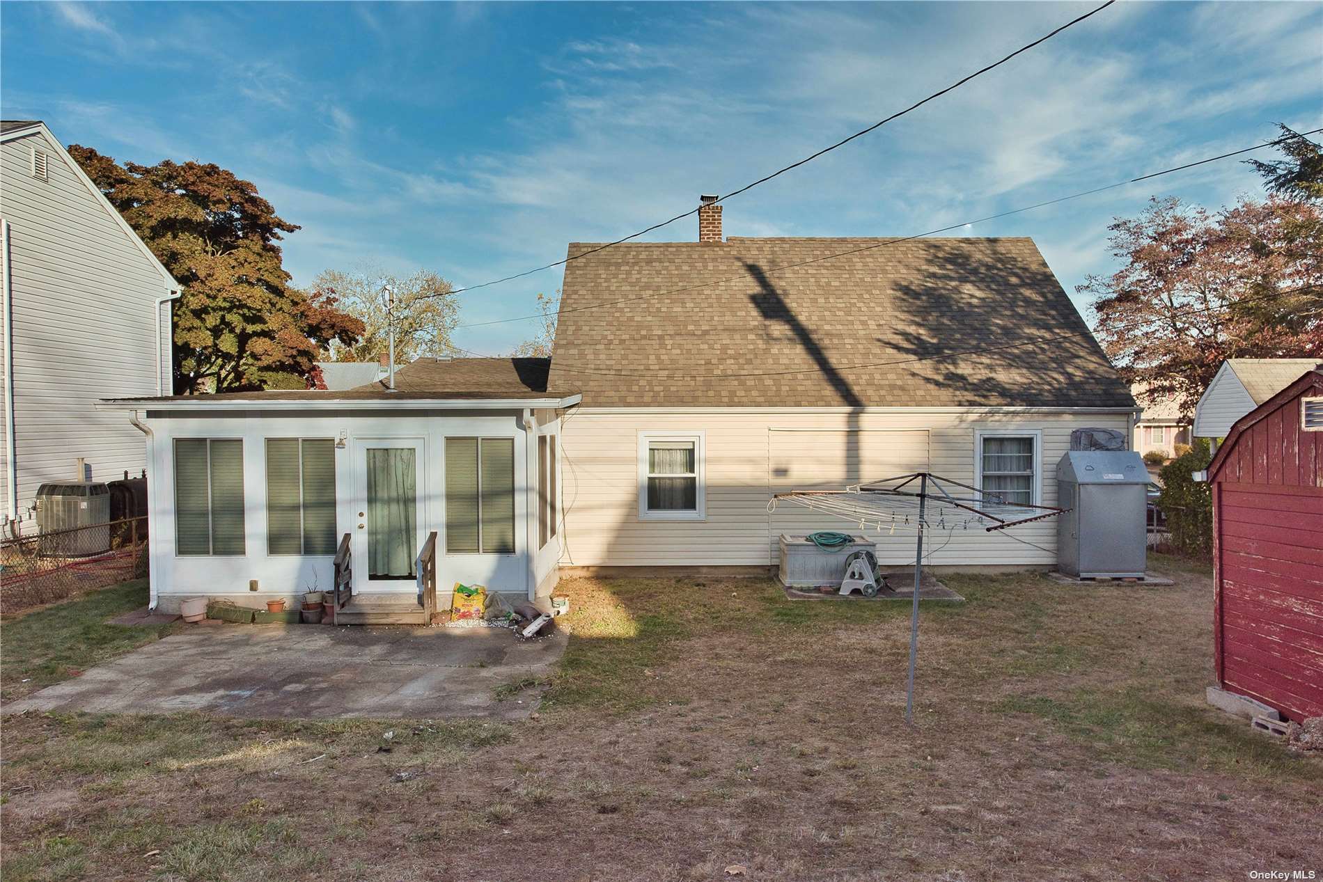 102 Cotton Lane, Levittown, New York image 19