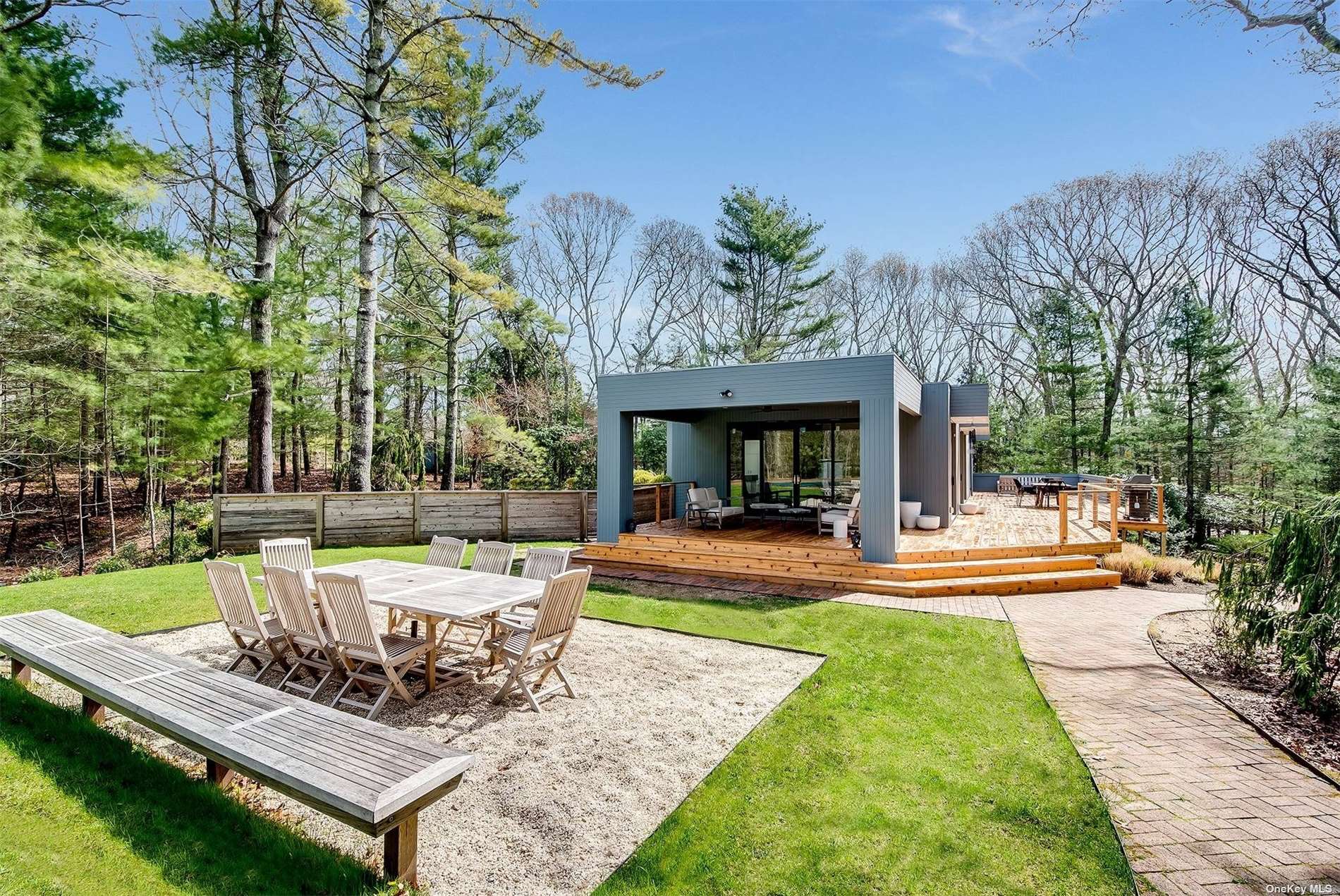 376 Stephen Hands Path, East Hampton, New York image 4