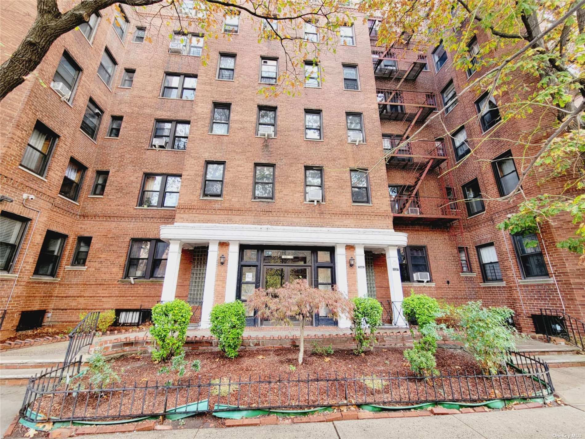 100-10 67th Road #6C, Forest Hills, New York image 1