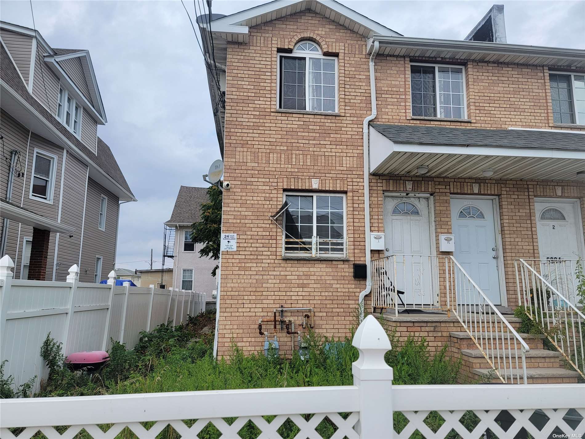 Property for Sale at 6906 Beach Channel Drive, Arverne, Queens, NY - Bedrooms: 6 
Bathrooms: 4 
Rooms: 12  - $675,000