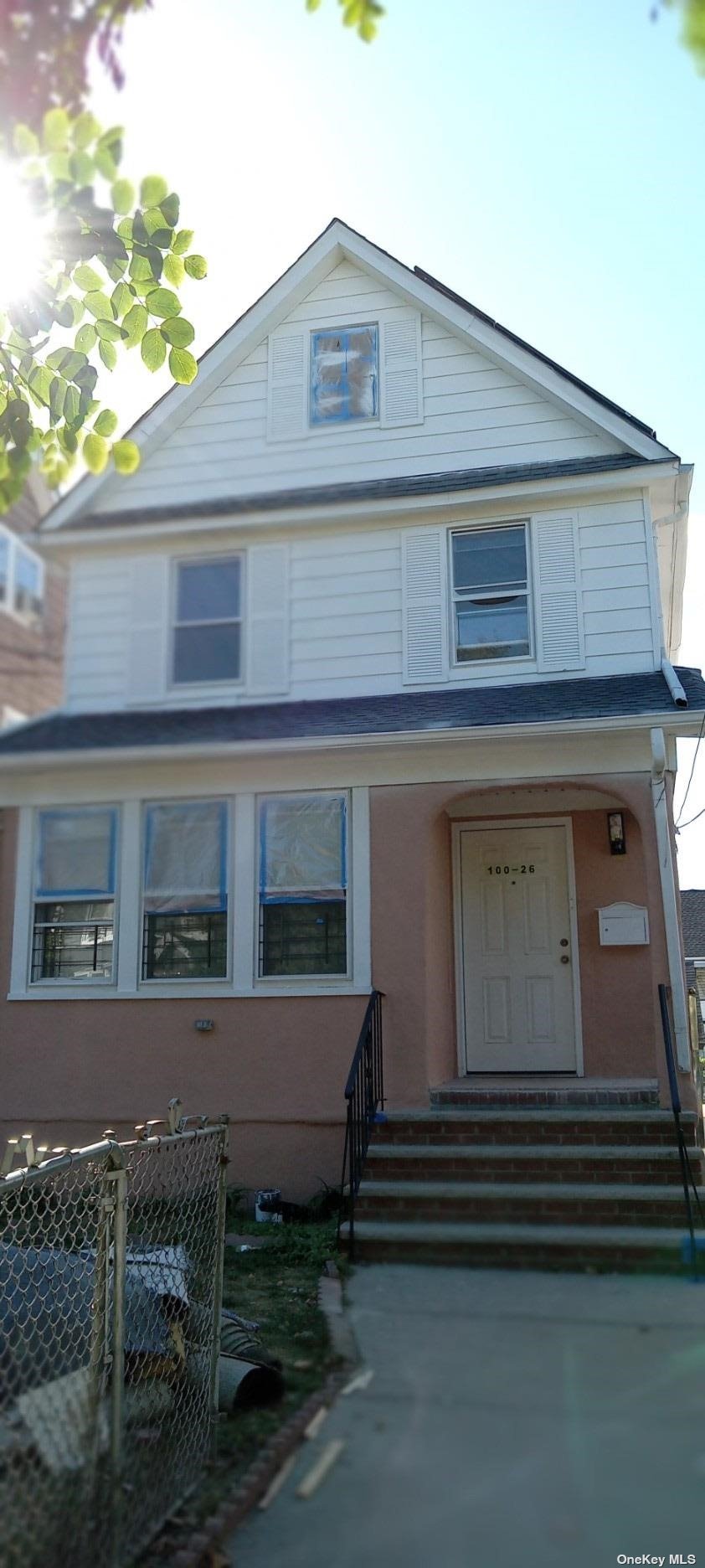 10026 205th Street, Hollis, Queens, NY - 9 Bedrooms  
5 Bathrooms  
14 Rooms - 