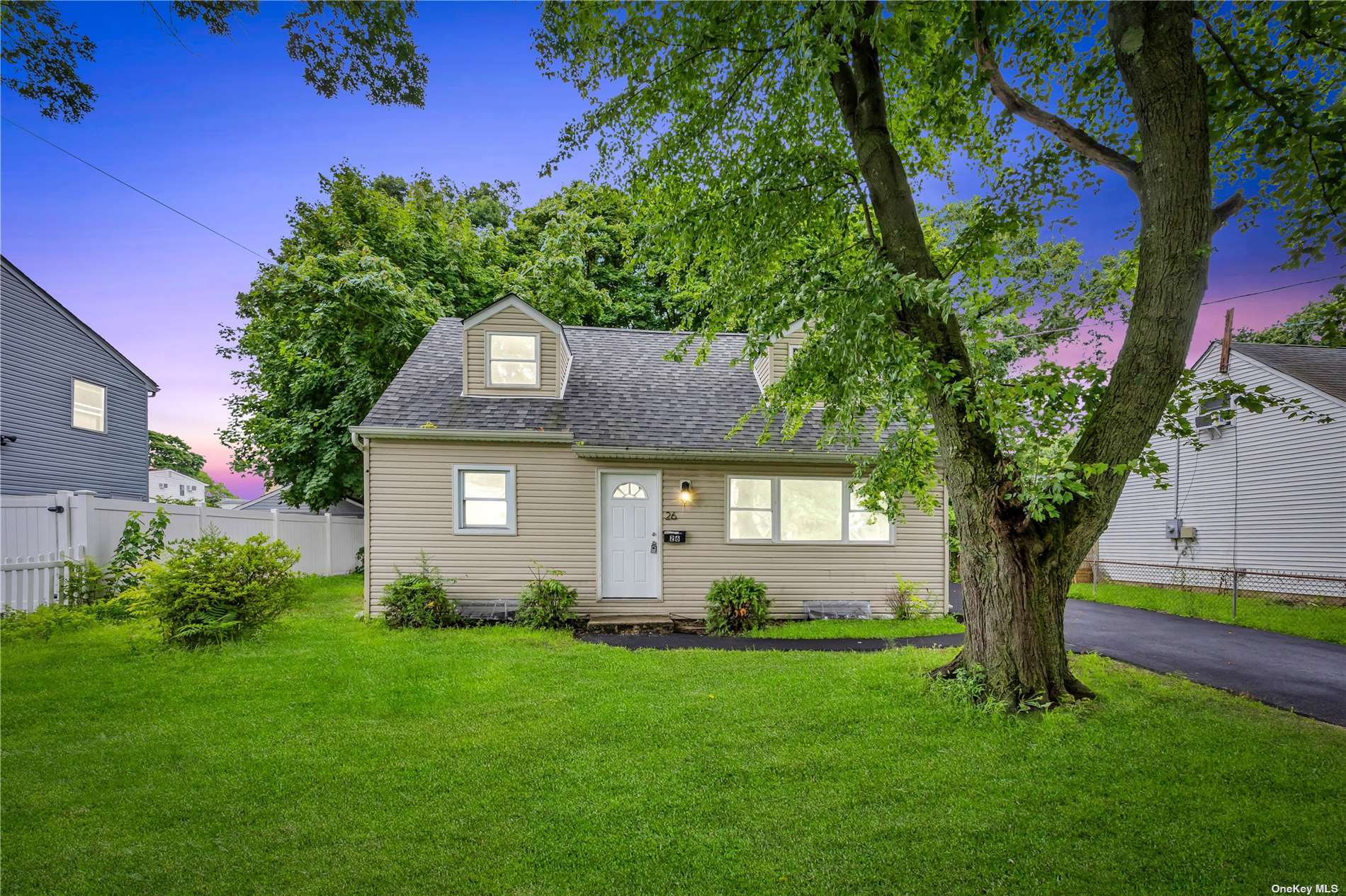 View Wyandanch, NY 11798 house