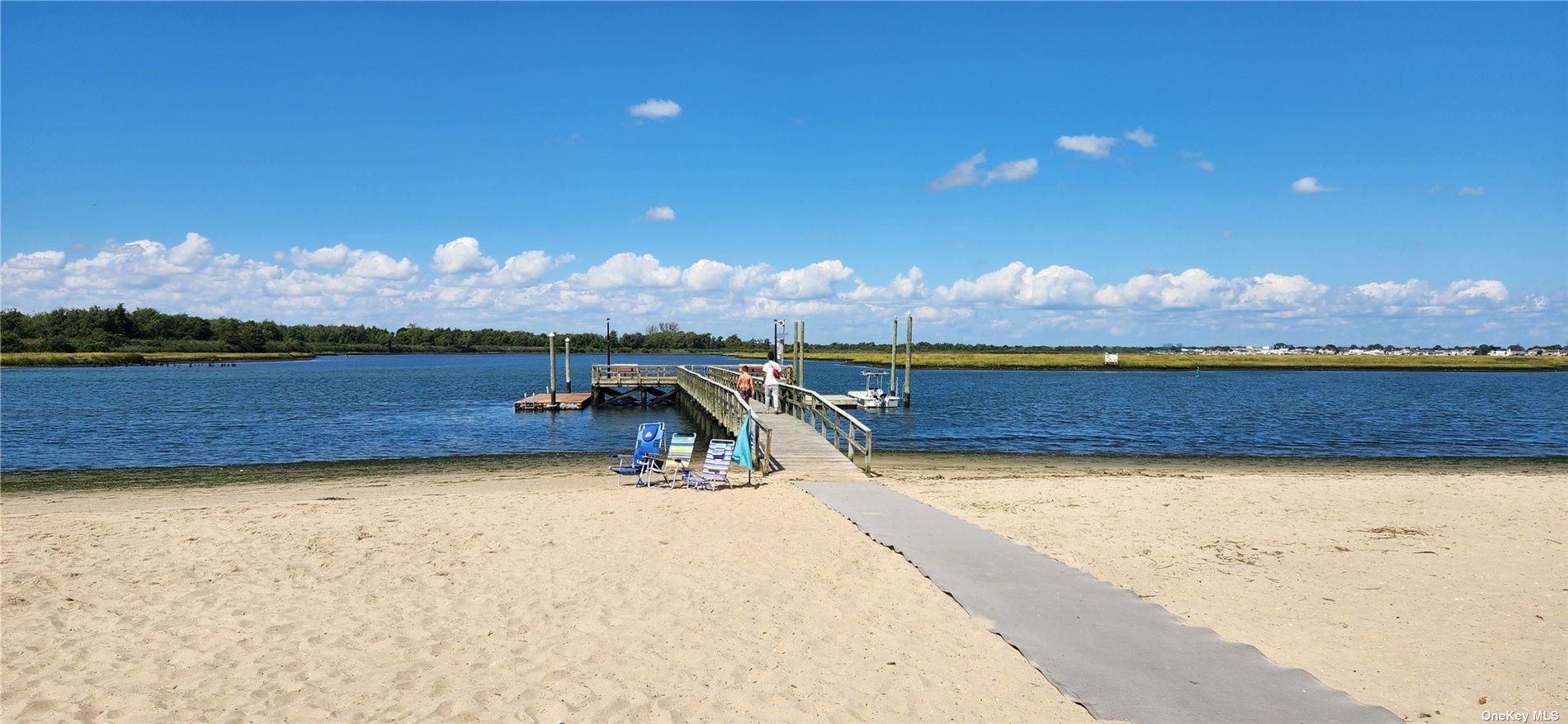 Island Park, New York 11558, United States, 6 Bedrooms Bedrooms, ,2 BathroomsBathrooms,Residential,Pending,29403