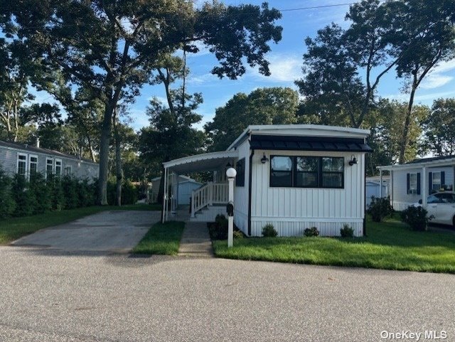 Property for Sale at 1661186 Old Country Road, Riverhead, Hamptons, NY - Bedrooms: 1 
Bathrooms: 1  - $179,000