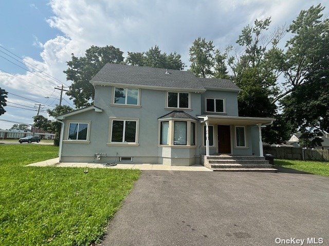 39 Wheeler Road, Central Islip, New York image 1