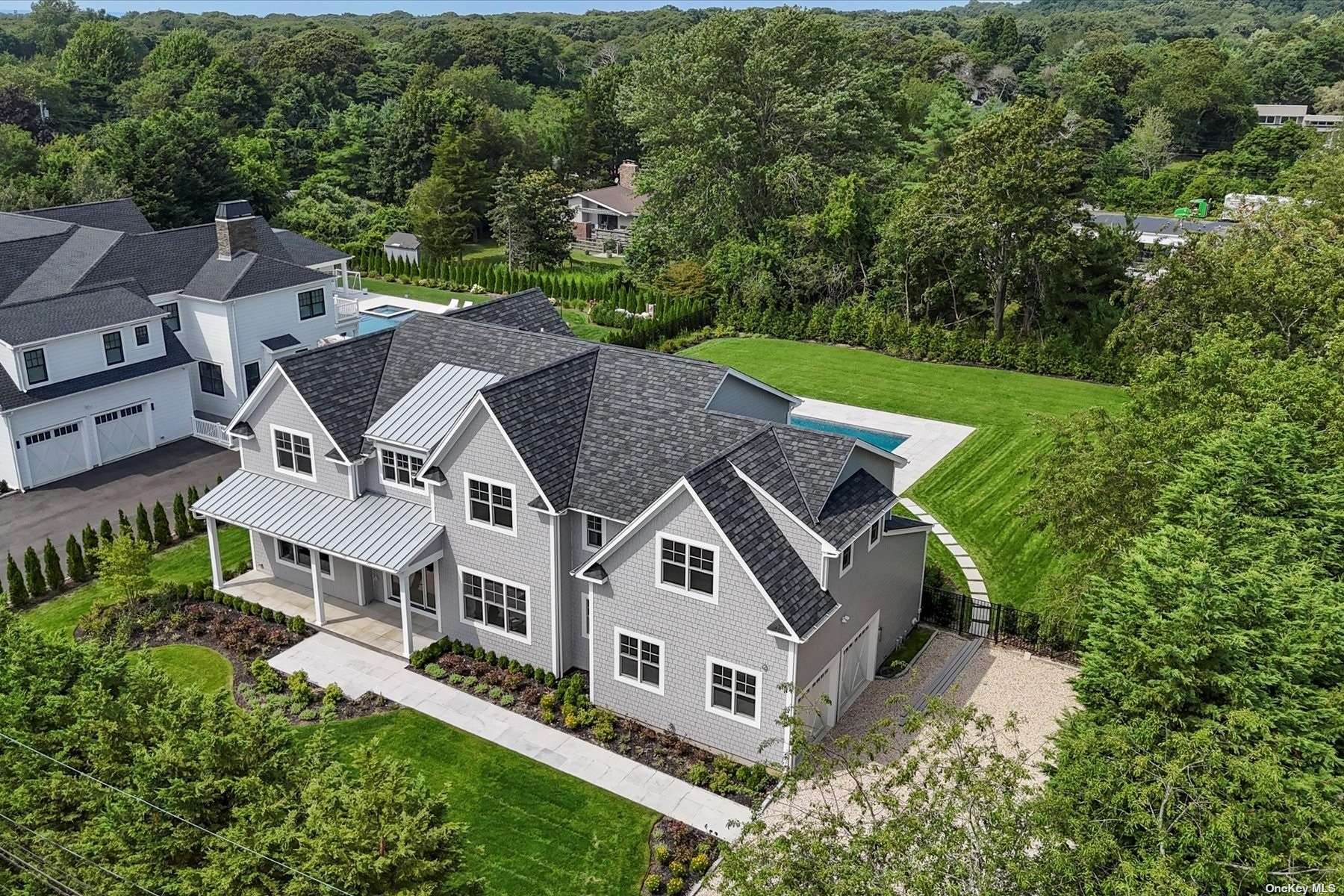 Photo 1 of 52 Country Club Drive, Southampton, NY, $3,999,000, Web #: 3492544