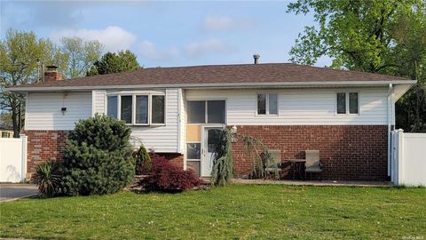 414 Westview Avenue Deer Park NY 11729