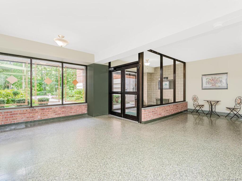 245 Parkview Avenue #6 I, Bronxville, New York image 3