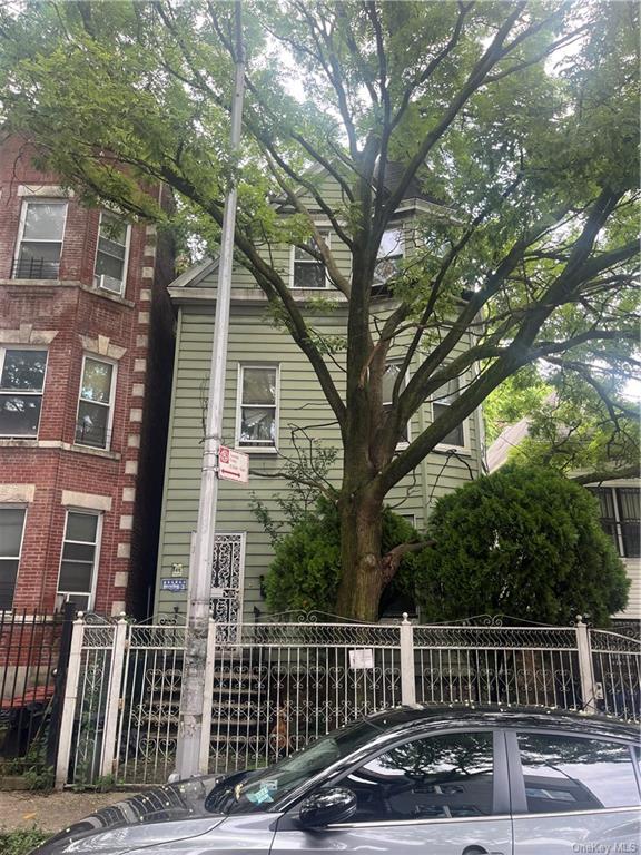 Property for Sale at Topping Avenue, Bronx, New York - Bedrooms: 5 
Bathrooms: 2  - $600,000