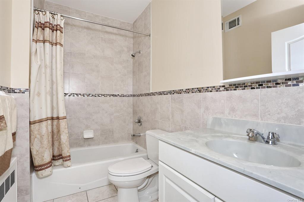 10 Northgate Drive #112  114, Spring Valley, New York image 37