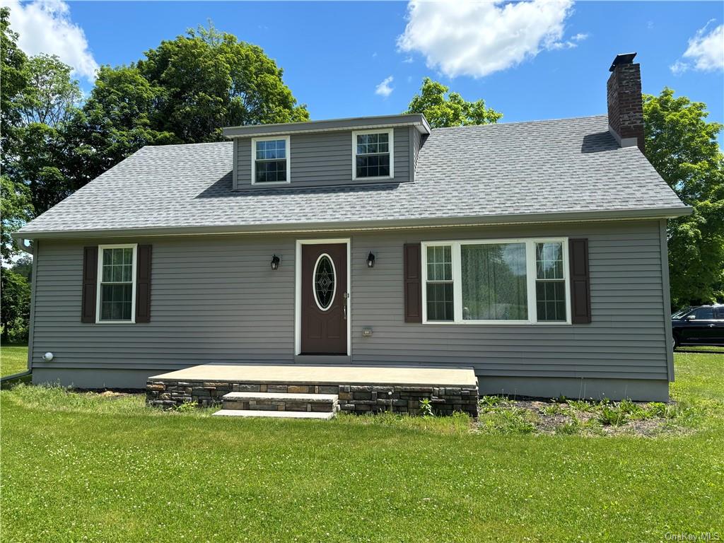 Rental Property at 2 Maple Place, Hopewell Junction, New York - Bedrooms: 1 
Bathrooms: 2 
Rooms: 8  - $2,500 MO.
