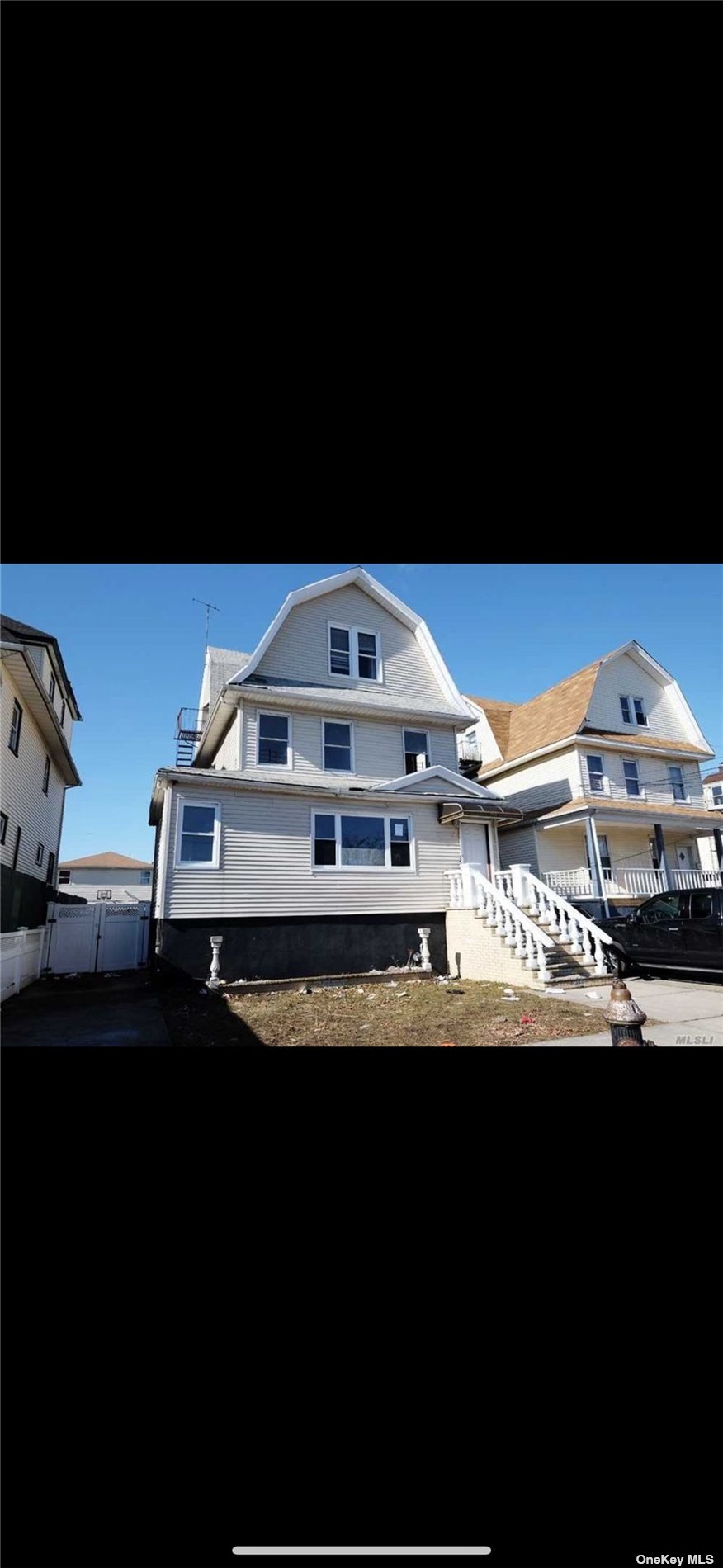 Property for Sale at 519 Beach 66th Street, Far Rockaway, Queens, NY - Bedrooms: 10 
Bathrooms: 3 
Rooms: 18  - $829,000