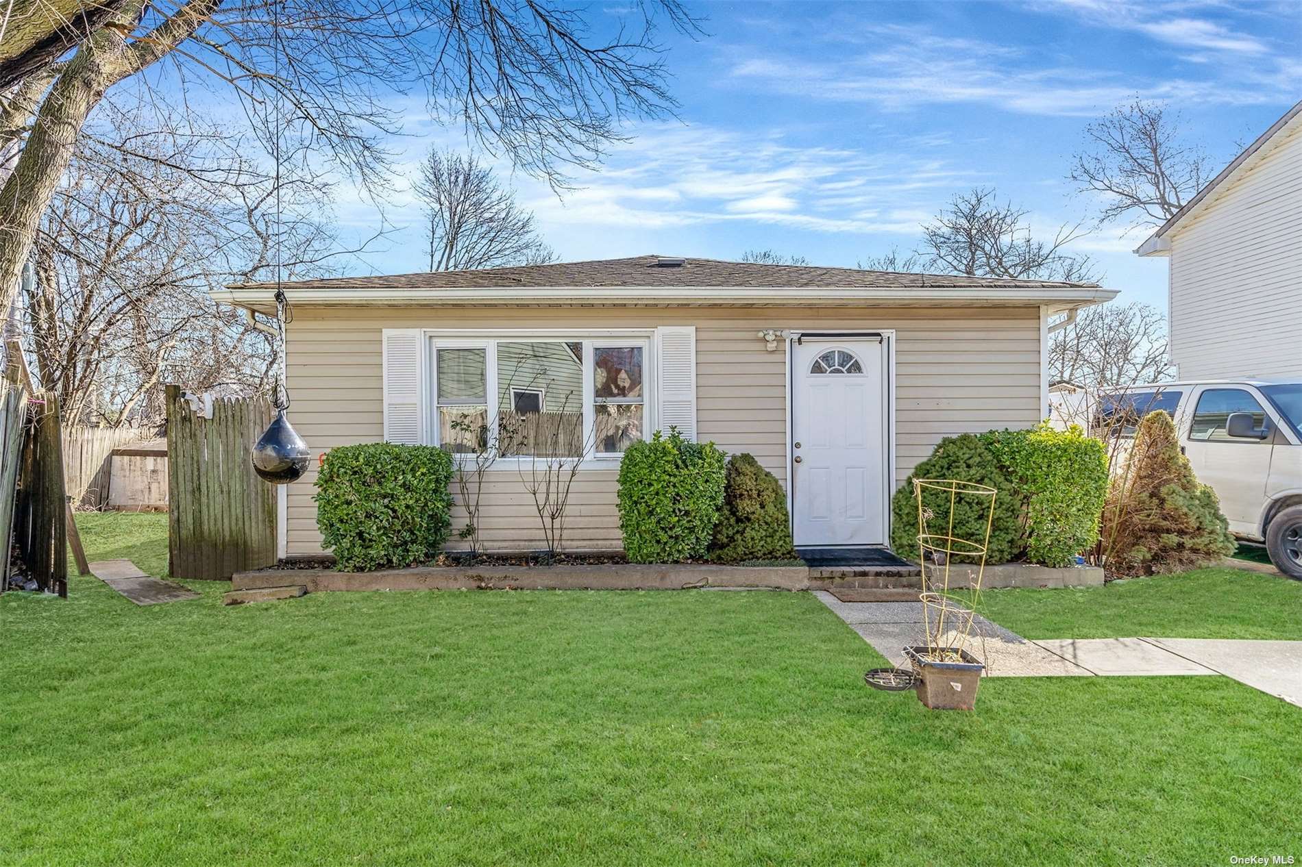View Westbury, NY 11590 house
