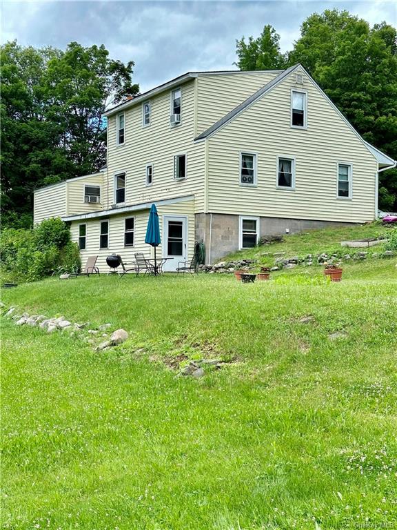 371 St Andrews Road, Walden, New York image 3